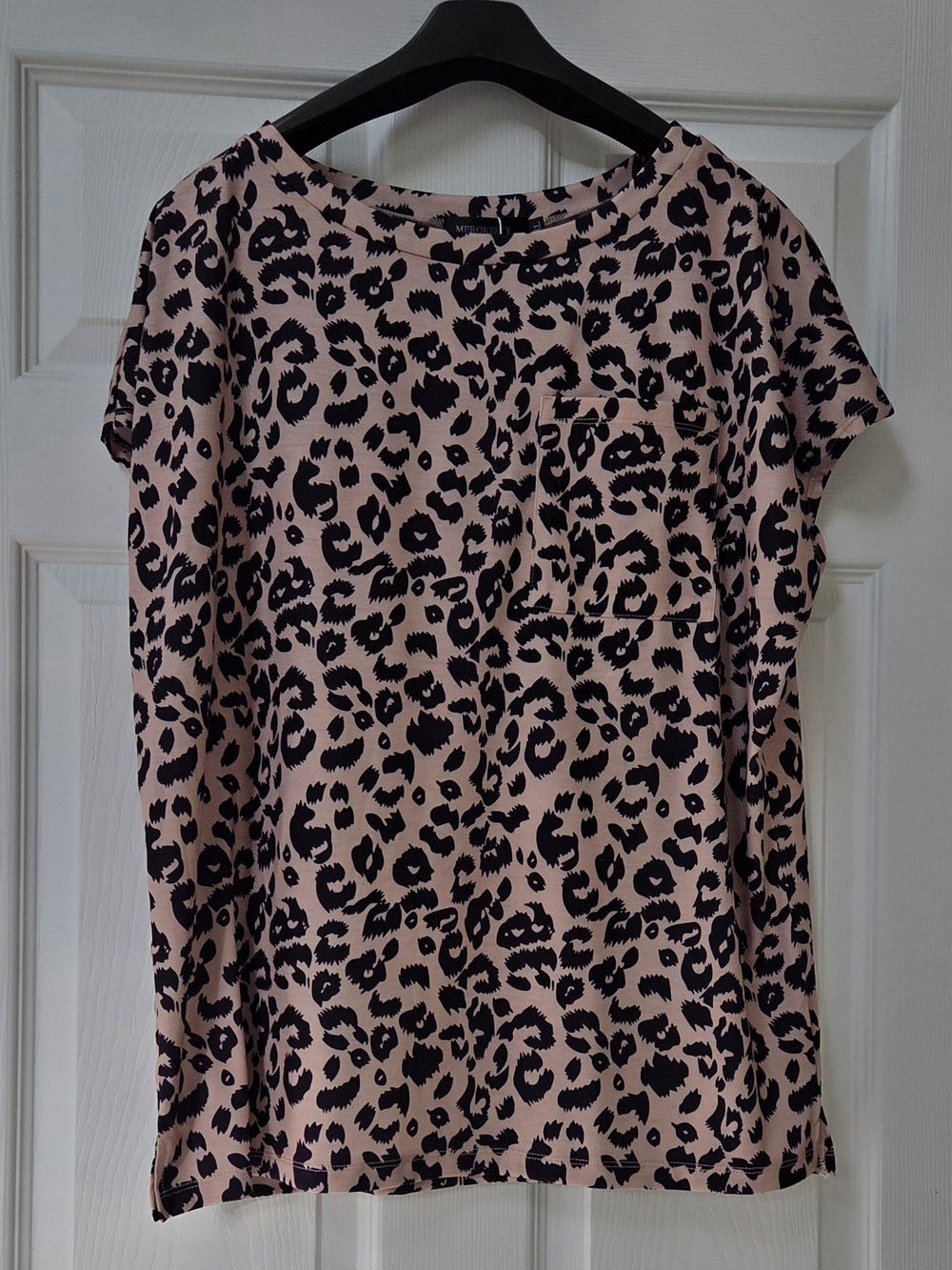 Women's Pink Leopard Print Short Sleeve Top